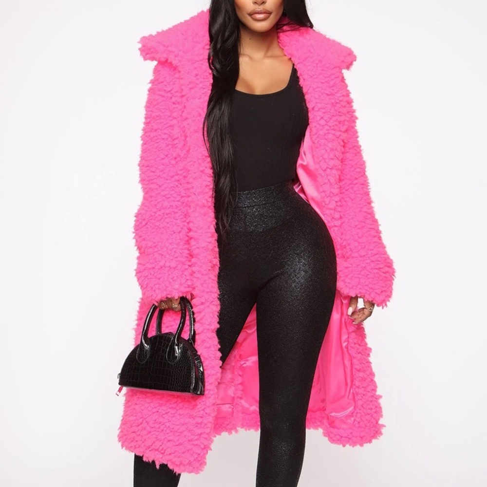 ‘ALL ABOUT ME’ Fuzzy Pocketed Teddy Coat